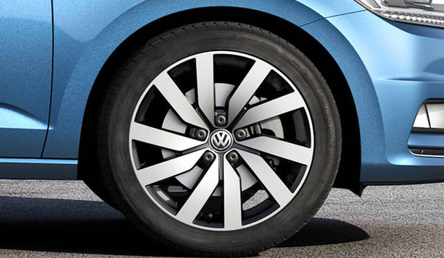 Volkswagen Touran|フォルクスワーゲン トゥーラン 09