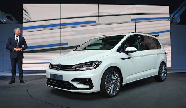 Volkswagen Touran|フォルクスワーゲン トゥーラン_001