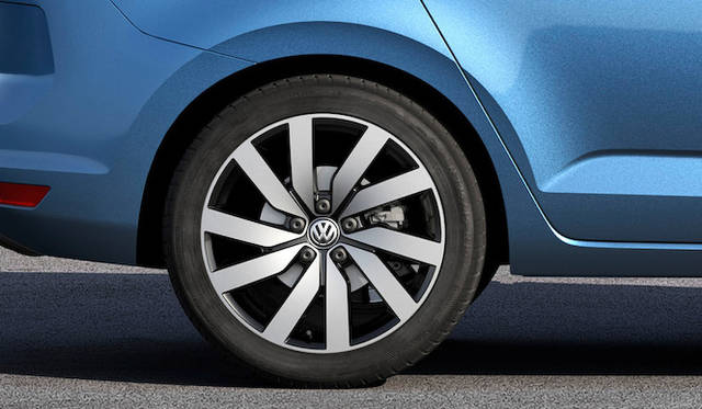 Volkswagen Touran|フォルクスワーゲン トゥーラン_014