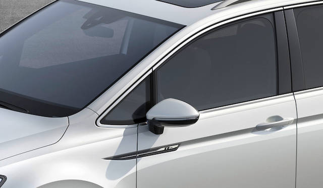 Volkswagen Touran R-Line|フォルクスワーゲン トゥーラン Rライン 022