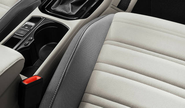 Volkswagen Touran|フォルクスワーゲン トゥーラン 043