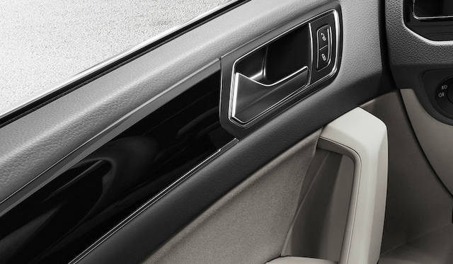 Volkswagen Touran|フォルクスワーゲン トゥーラン 045