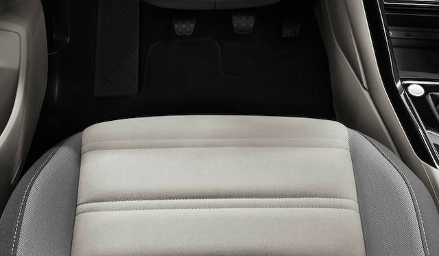 Volkswagen Touran|フォルクスワーゲン トゥーラン 046