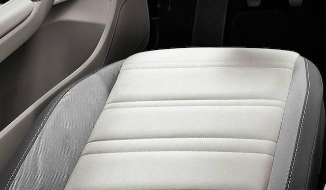 Volkswagen Touran|フォルクスワーゲン トゥーラン 047