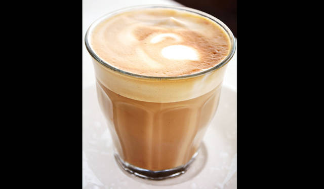 36 <br />
のんびりとレイドバックしたオーストラリアらしい雰囲気なかで飲むコーヒーはまた格別