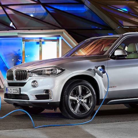 BMW X5 xDrive40e|ビー・エム・ダブリュー X5 xドライブ40e