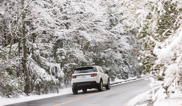 03_Land_Rover_Discovery_Sport