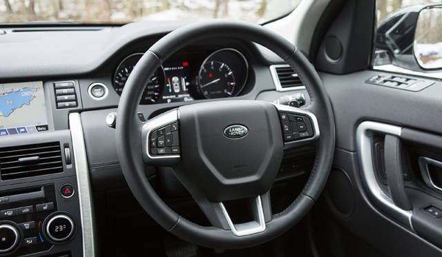 08_Land_Rover_Discovery_Sport