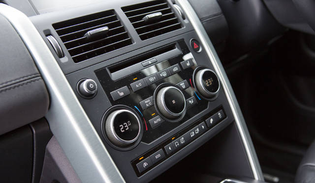 15_Land_Rover_Discovery_Sport