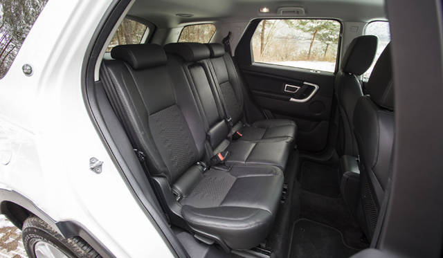 20_Land_Rover_Discovery_Sport