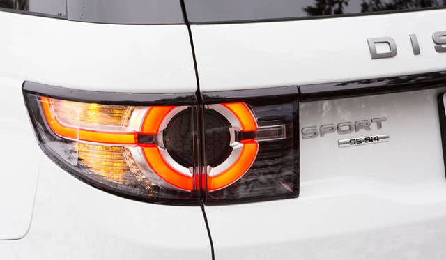 25_Land_Rover_Discovery_Sport