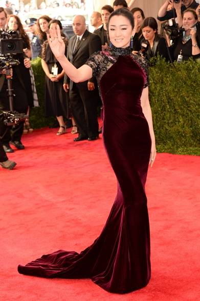 "China: Through The Looking Glass" Costume Institute Benefit Gala ドレス:ロベルト カヴァリ