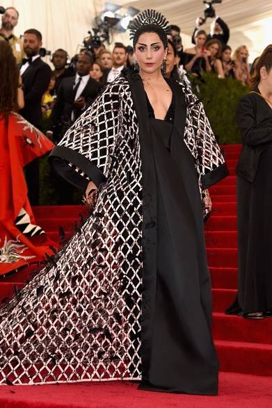 "China: Through The Looking Glass" Costume Institute Benefit Gala - Arrivals ドレス:バレンシアガ<br />
ジュエリー:フレッド レイトン