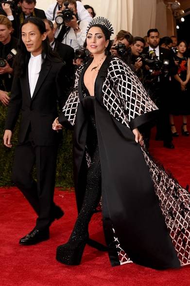 "China: Through The Looking Glass" Costume Institute Benefit Gala - Arrivals ドレス:バレンシアガ<br />
ジュエリー:フレッド レイトン
