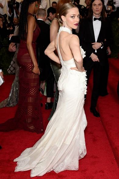 "China: Through The Looking Glass" Costume Institute Benefit Gala - Arrivals ドレス:ジバンシィ バイ リカルド ティッシ
