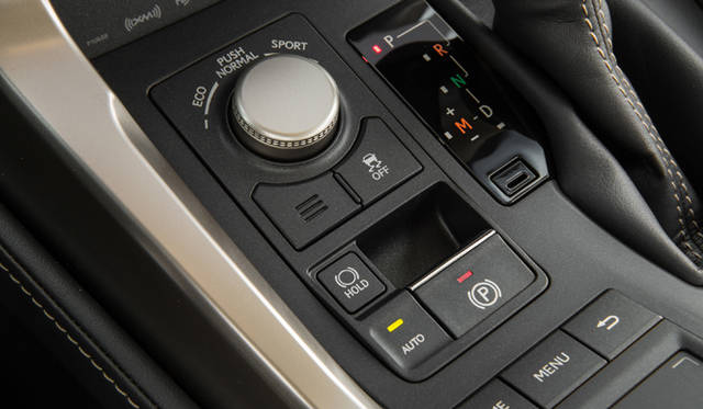 Lexus NX200t|レクサス NX200t 16