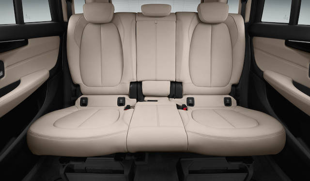36_bmw-2series-grantourer