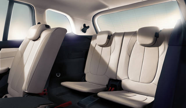 40_bmw-2series-grantourer