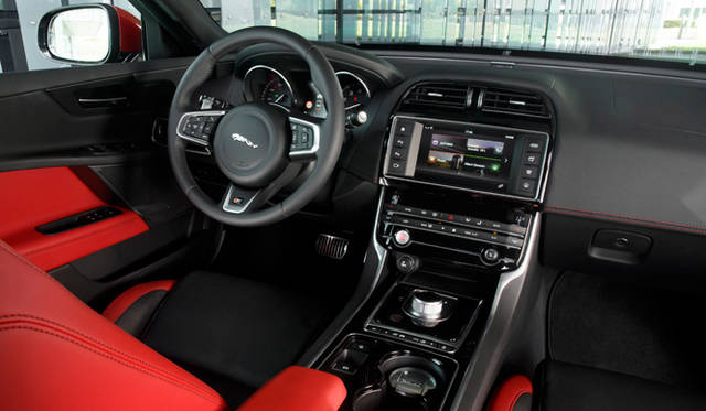 Jaguar XE|ジャガー XE Jaguar XE S|ジャガー XE S