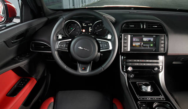 Jaguar XE|ジャガー XE Jaguar XE S|ジャガー XE S