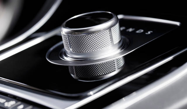 Jaguar XE|ジャガー XE Jaguar XE S|ジャガー XE S