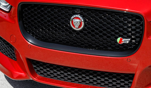 Jaguar XE|ジャガー XE Jaguar XE S|ジャガー XE S