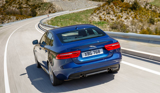 Jaguar XE|ジャガー XE Jaguar XE R-Sport|ジャガー XE R-スポーツ