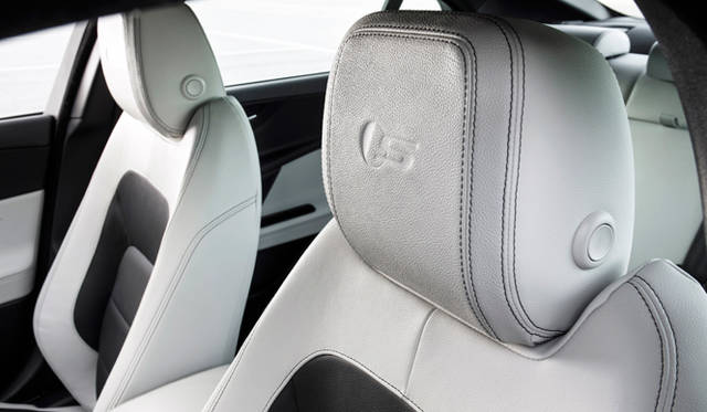 Jaguar_XE_Polaris_V6S_120
