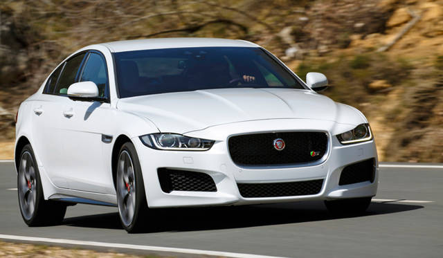 00303_jaguar_xe_240ps_s Jaguar XE S|ジャガー XE S