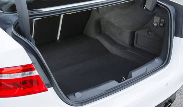 00323_jaguar_xe_240ps_s Jaguar XE S|ジャガー XE S