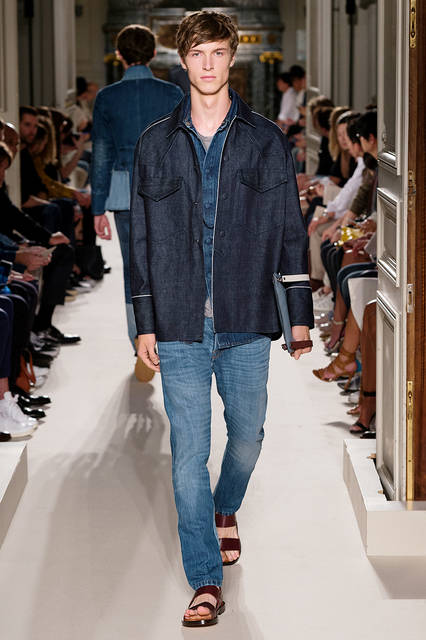 VALENTINO|ヴァレンティノ