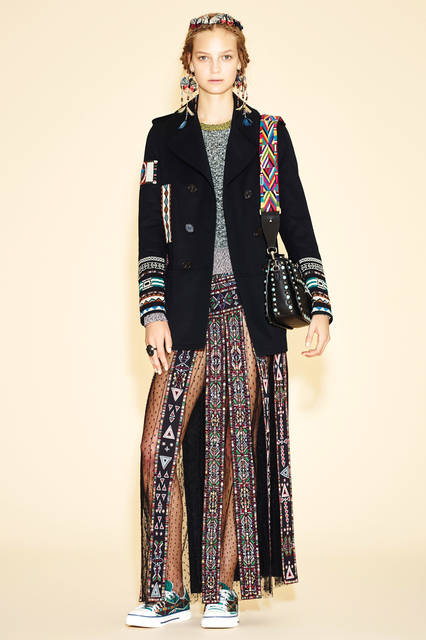 VALENTINO_SPRING16_01