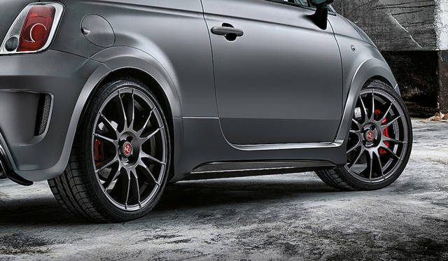 Abarth 695 Biposto|アバルト 695 ビポスト_010