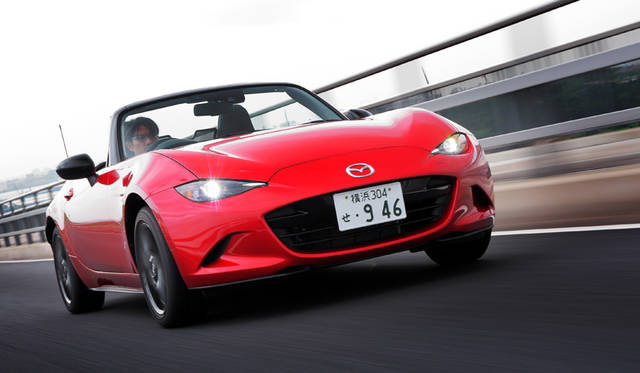 03_Mazda_Roadster