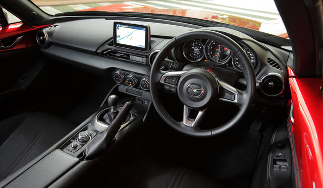 08_Mazda_Roadster
