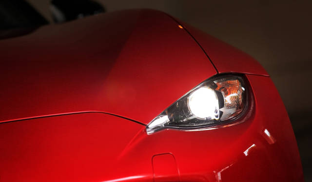 22_Mazda_Roadster