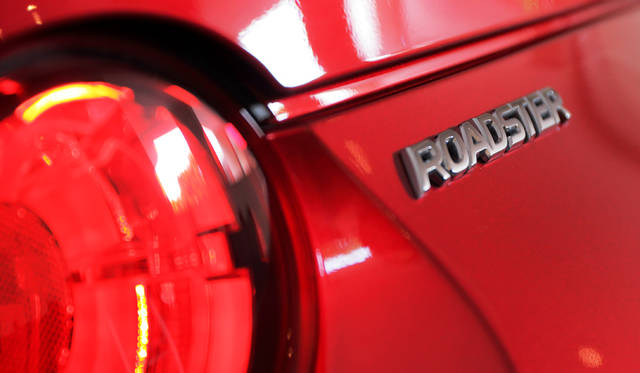 30_Mazda_Roadster