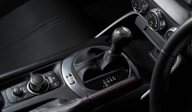 42_Mazda_Roadster