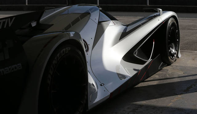 Mazda LM55 Vision Granturismo (full scale model)
