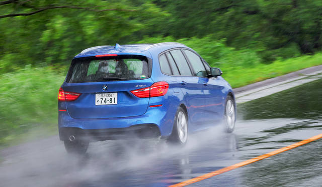 Bmw 2シリーズ グランツアラーに試乗 Bmw ギャラリー Web Magazine Openers ウェブマガジン オウプナーズ Bmw 2シリーズ グランツアラーに試乗 Bmw ギャラリー Web Magazine Openers ウェブマガジン オウプナーズ