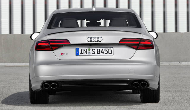 Audi S8 plus|アウディ S8 プラス 011