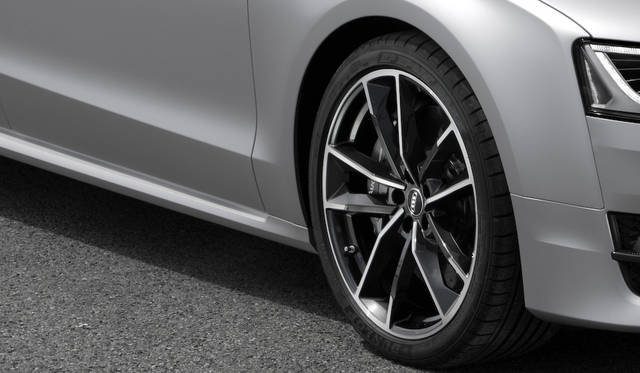 Audi S8 plus|アウディ S8 プラス 019