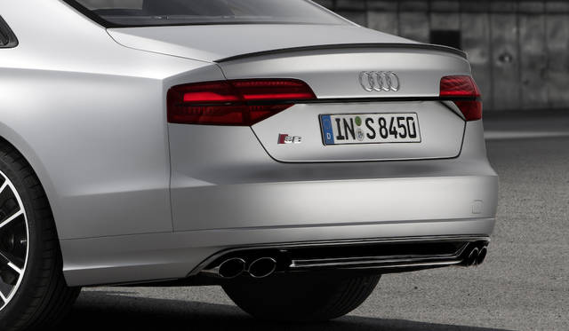 Audi S8 plus|アウディ S8 プラス 031