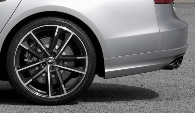 Audi S8 plus|アウディ S8 プラス 037