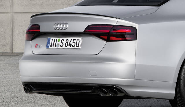 Audi S8 plus|アウディ S8 プラス 038