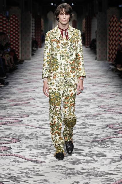 SS16DLR_London, Giles,London
