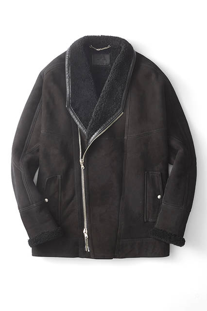 エッジィなリアルミックスを着こなす｜DIESEL BLACK GOLD ギャラリー  