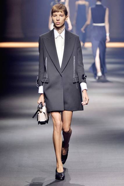 LANVIN Ready to wear spring summer 2016 PARIS october 2015_