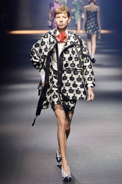 LANVIN Ready to wear spring summer 2016 PARIS october 2015_