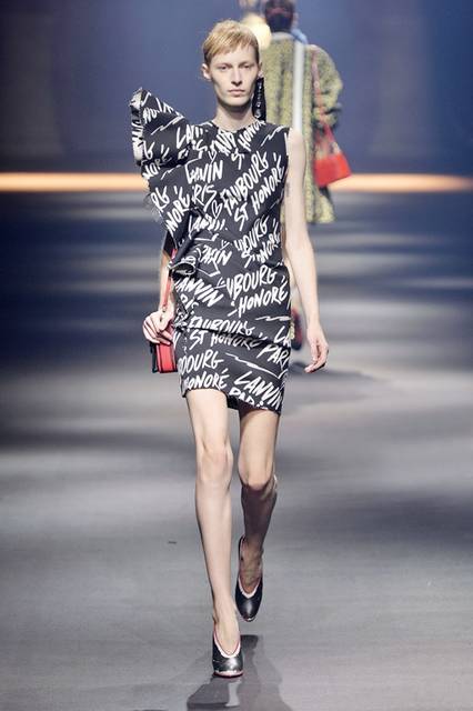 LANVIN Ready to wear spring summer 2016 PARIS october 2015_